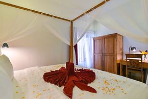 Spice House inn Down Stair