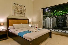 Villa Lovina Beach 1