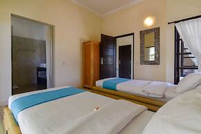 Villa Lovina Beach 1