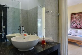 Villa Lovina Beach 1