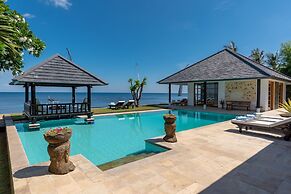 Villa Lovina Beach 1