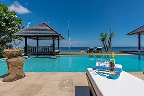 Villa Lovina Beach 1