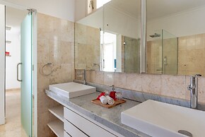 Villa Pondok Wahyu Sedana