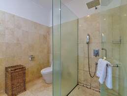 Villa Pondok Wahyu Sedana