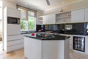 Villa Pondok Wahyu Sedana