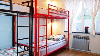 Guest House Opaliha Loft Rooms - Hostel