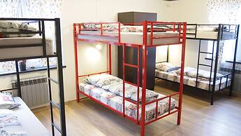 Guest House Opaliha Loft Rooms - Hostel