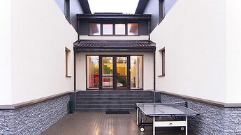 Guest House Opaliha Loft Rooms - Hostel