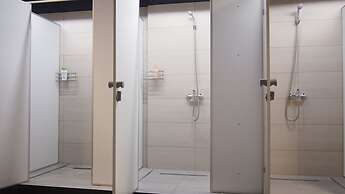 Guest House Opaliha Loft Rooms - Hostel