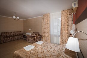 Familia Hotel