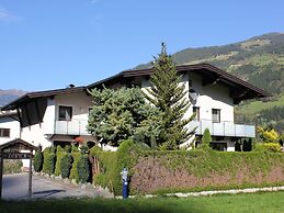 Apartment in Aschau im Zillertal Near Ski Area