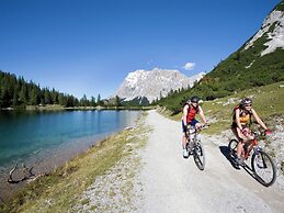 Heavenly Apartment in Wängle Tyrol near Walking Trails