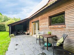 Cosy Holiday Home Near Centre
