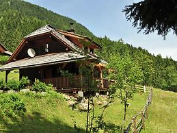 Chalet in Kolbnitz-teuchl With Balcony