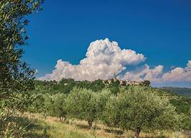 Holiday Home Het Boerderijtje With Trampoline
