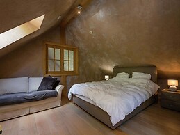 Magnificent Manor in Vresse-sur-semois With Sauna