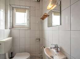 Beautiful Apartment With Swimming Pool