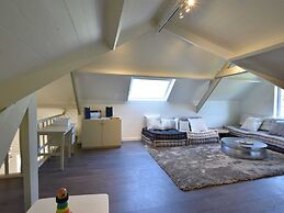 Luxury Villa in Sint-Idesbald with Hot Tub