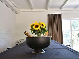 Luxury Villa in Sint-Idesbald with Hot Tub