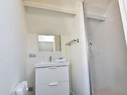 Luxury Villa in Sint-Idesbald with Hot Tub