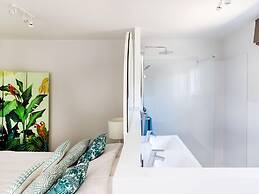 Luxury Villa in Sint-Idesbald with Hot Tub