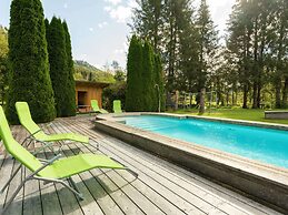 Bungalow in Gloednitz in Carinthia With Pool