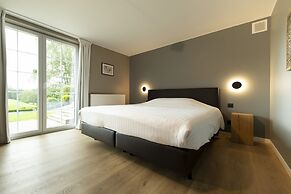 Luxury Villa With an Incredible Private Pool, Close to Maastricht and 