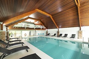 Luxury Villa With an Incredible Private Pool, Close to Maastricht and 