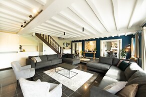 Luxury Villa With an Incredible Private Pool, Close to Maastricht and 