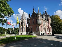 Classy Holiday Home in Aartrijke With Private Swimming Pool