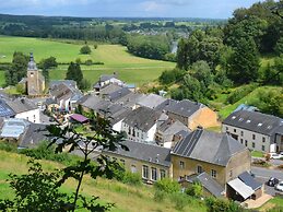 Modern Farmhouse in Chassepierre With Terrace