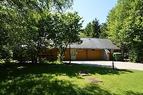 Scenic Chalet in Ovifat