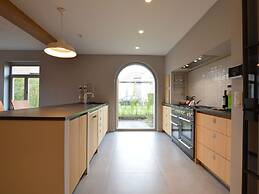 Cozy Holiday Home in Aalter near Lake