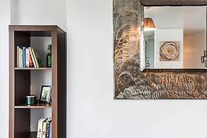 Magnificent and centrally located flat