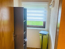 Holiday Home in Altenfeld Thuringia With Parking