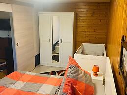 Holiday Home in Altenfeld Thuringia With Parking
