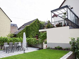 Pleasant Apartment in Ernst bei Cochem With Garden