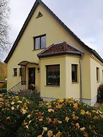 Wohnung mit Grossem Garten an der Ostseekueste