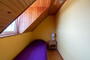 Modern Holiday Home in Plouhinec