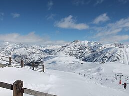 Apartment 1 in Baita Near the Ski Lifts