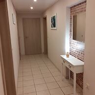 Quiet Apartment Along a Stream in Halenfeld