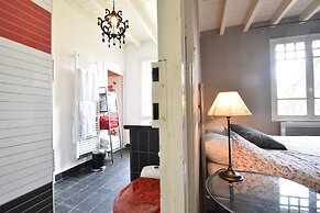 Mansion in Charrin by Loire With Pool