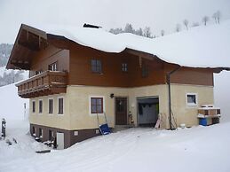 Spacious Apartment with Garden near Ski Area in Wagrain