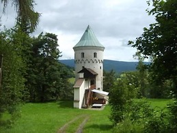 Peaceful Villa in the Hills of Jachymov Near Spas