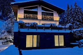 Apartment in Untertauern Near ski Area