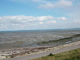 Comfortable and Tasteful Holiday Home Near the Oosterschelde