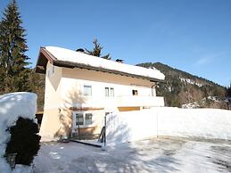 Apartment With Terrace in Salzburg