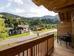 Chalet in Muehlbach am Hochkoenig With Sauna
