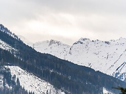 Chalet in Bruck Near ski Lift