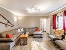 Chalet in Bruck Near ski Lift